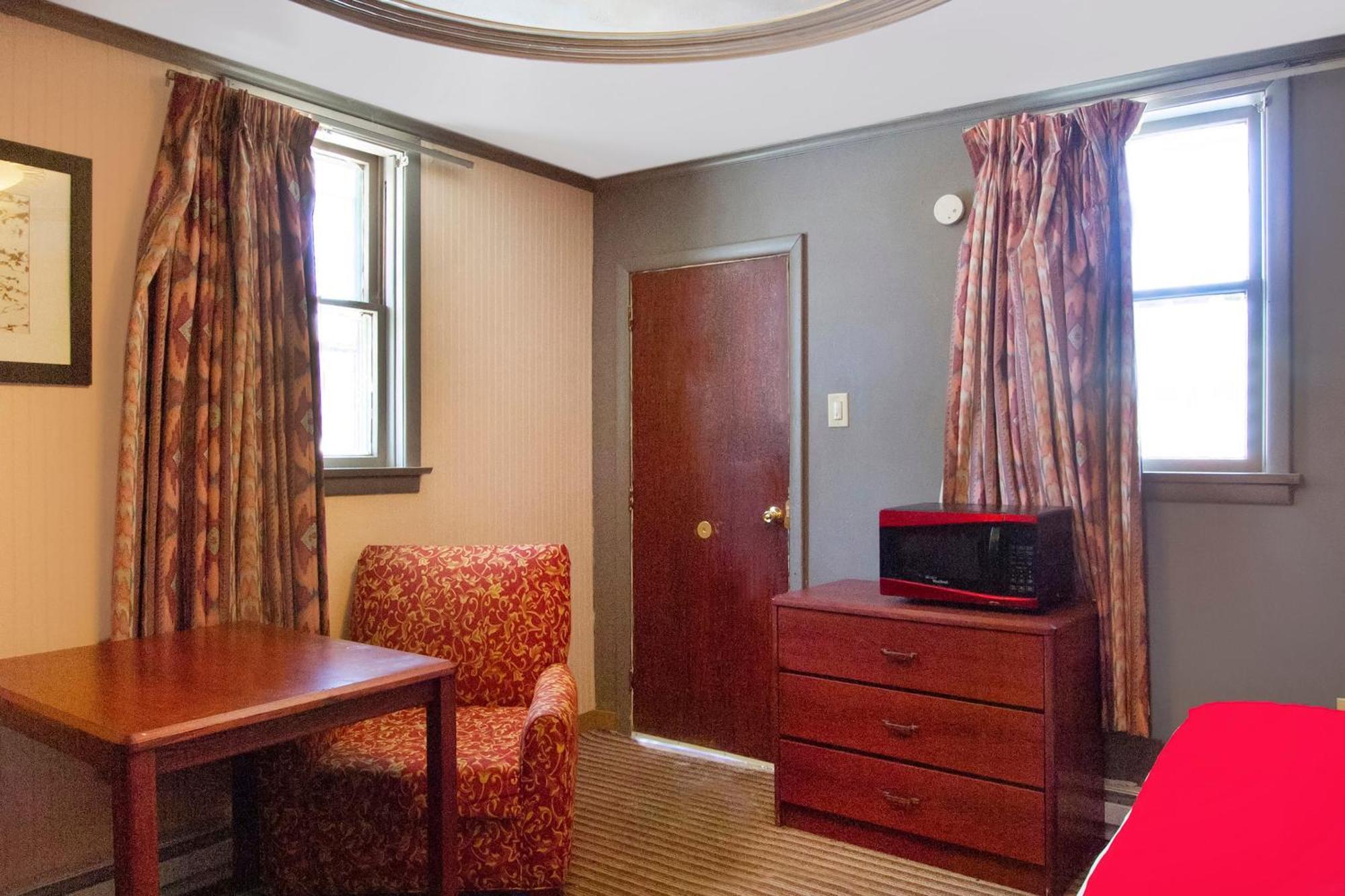 Oyo Hotel Wilkes-Barre East Exterior foto
